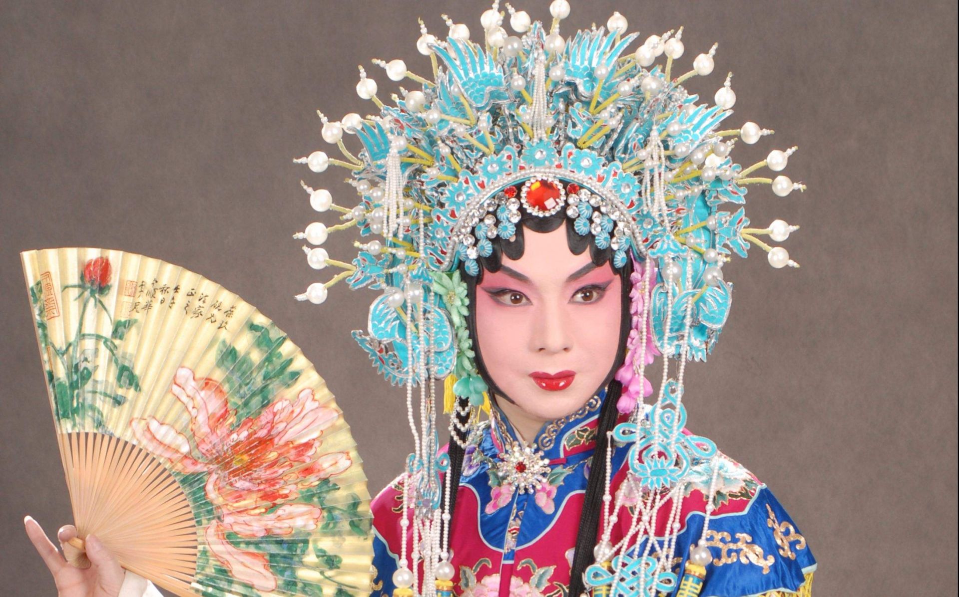 胡文阁不走寻常路梅派男旦该如何打破偏见