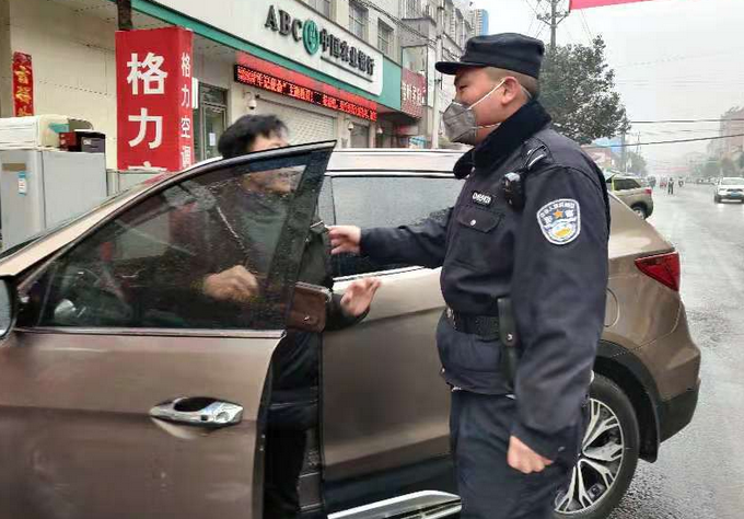 襄阳谷城新警张仕鹏:疫情在前,他乡的别样春节_长