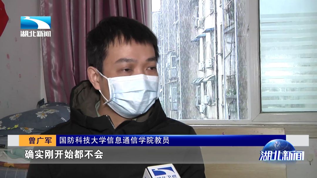 家里的主心骨走了,这个一米八的大男人既当爹又当妈,家里的大小事,全