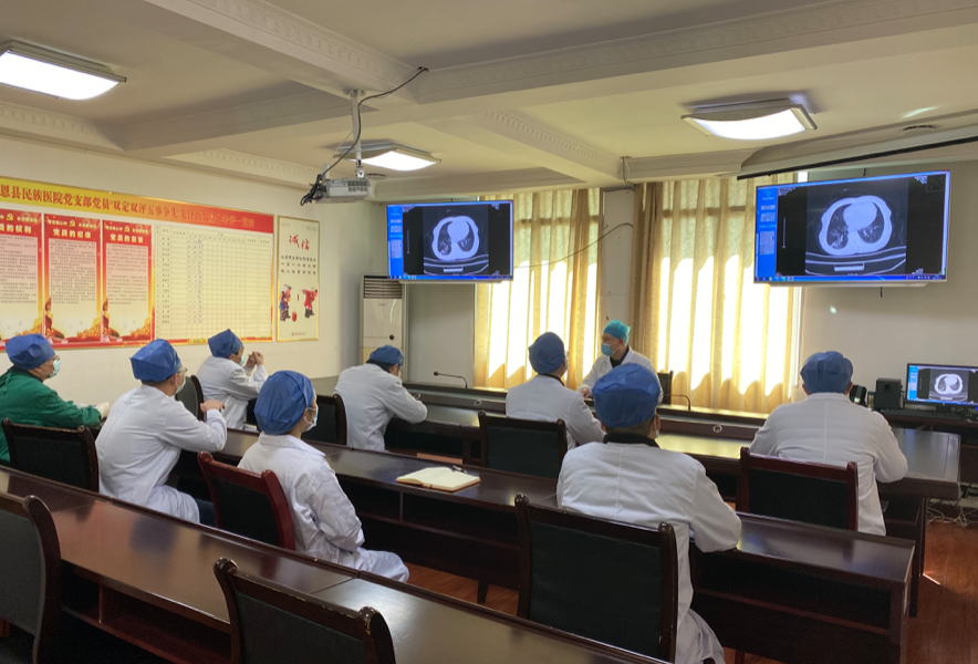 情况,湖北省宣恩县民族医院防控领导小组医疗救治组副组长邱继明电话