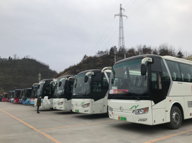 十堰定制公交服务22家抗疫企业复工生产