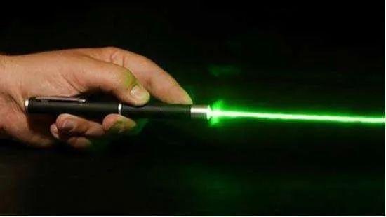 所以2014年国家质检总局就发布《激光笔,儿童激光枪产品质量安全风险