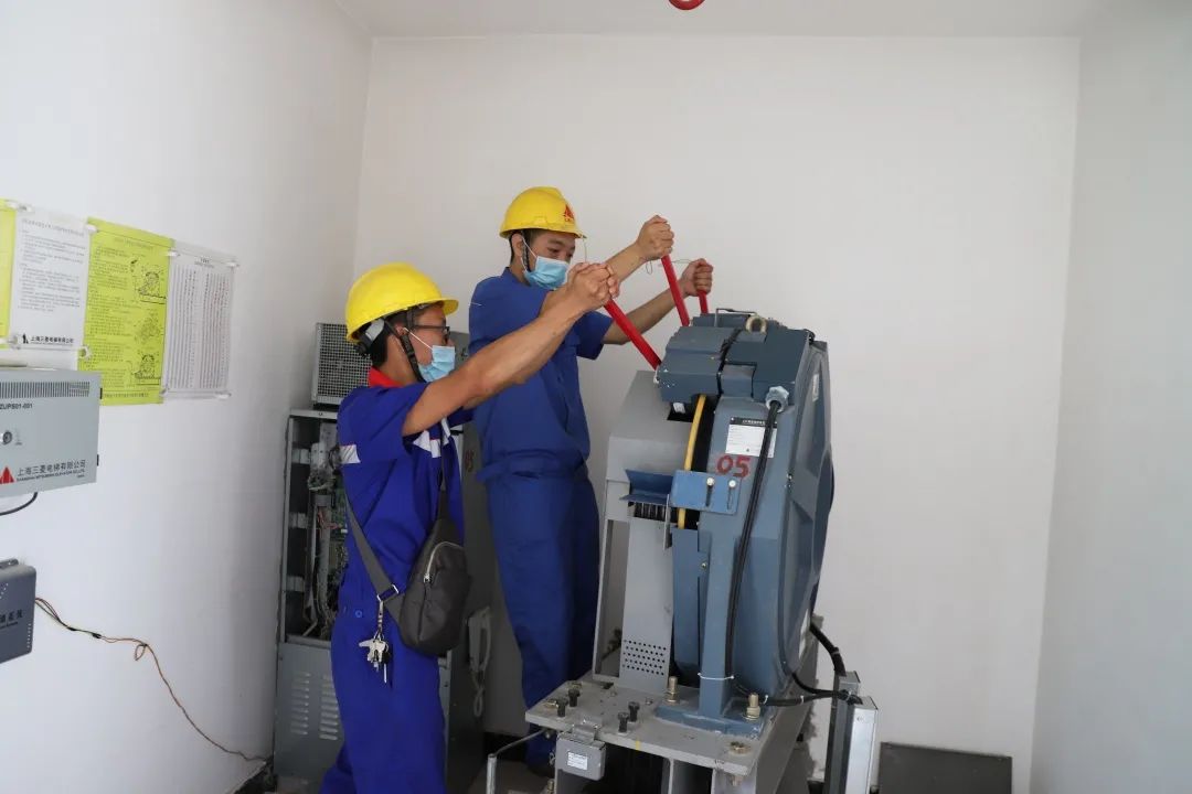 宜昌:一场电梯应急救援演练,保障群众乘梯安全无虞