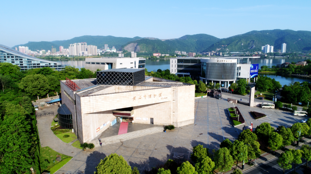 开馆6月30日,黄石市图书馆正式开放黄石市图书馆和博物馆开馆时间定了