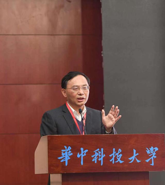 张培刚发展经济学研究基金会副理事长,华中科技大学经济学院教授