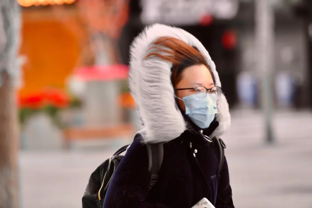 01010000冷0101000001010000