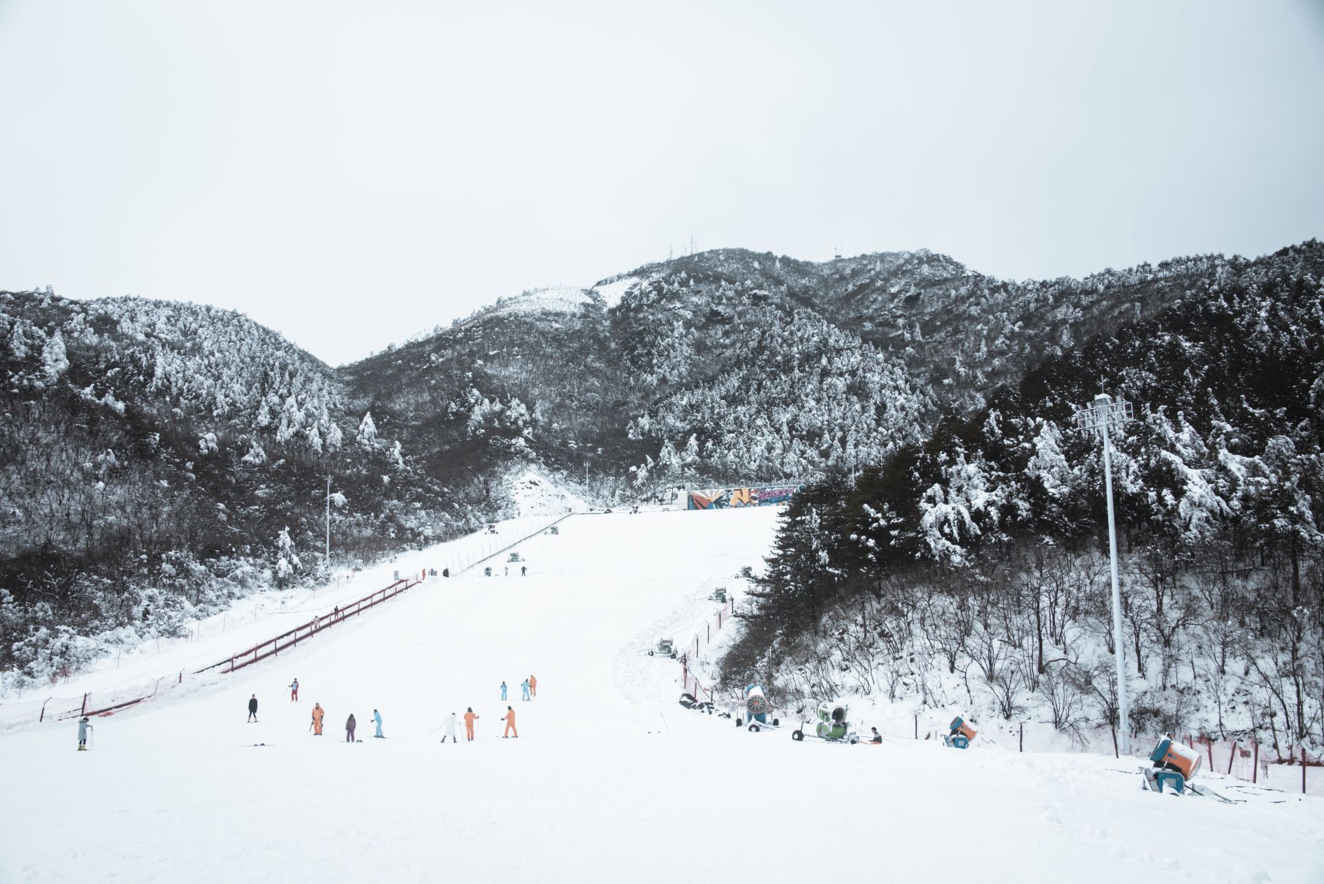 九城宫滑雪场图片