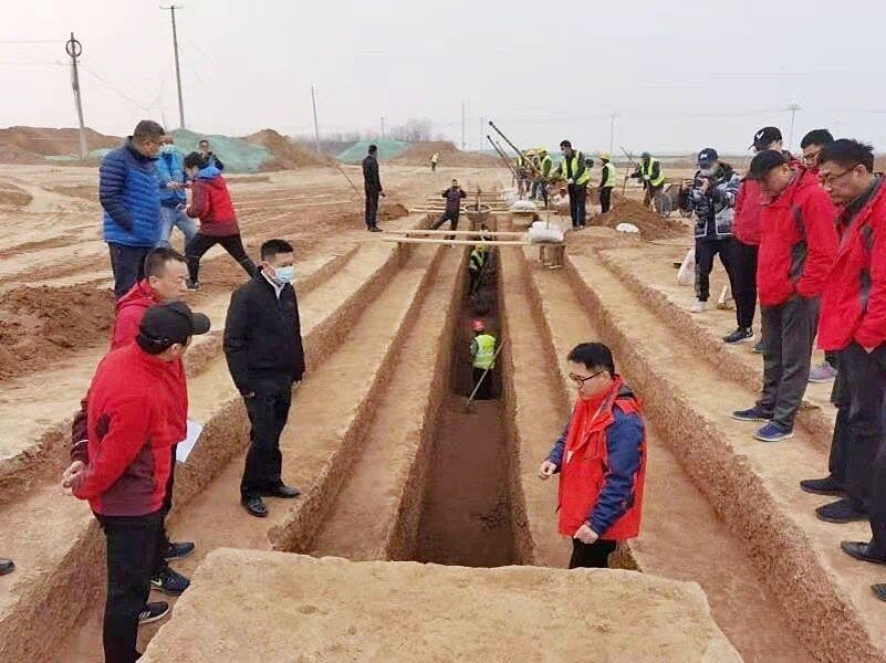 西安一机场扩建发现3500余座古墓