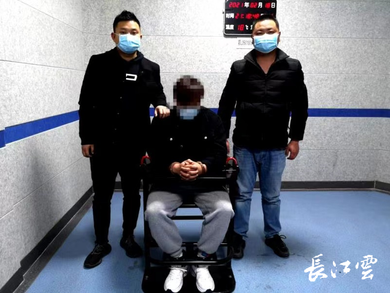 拳击教练致人重伤潜逃通山警方合成作战抓获