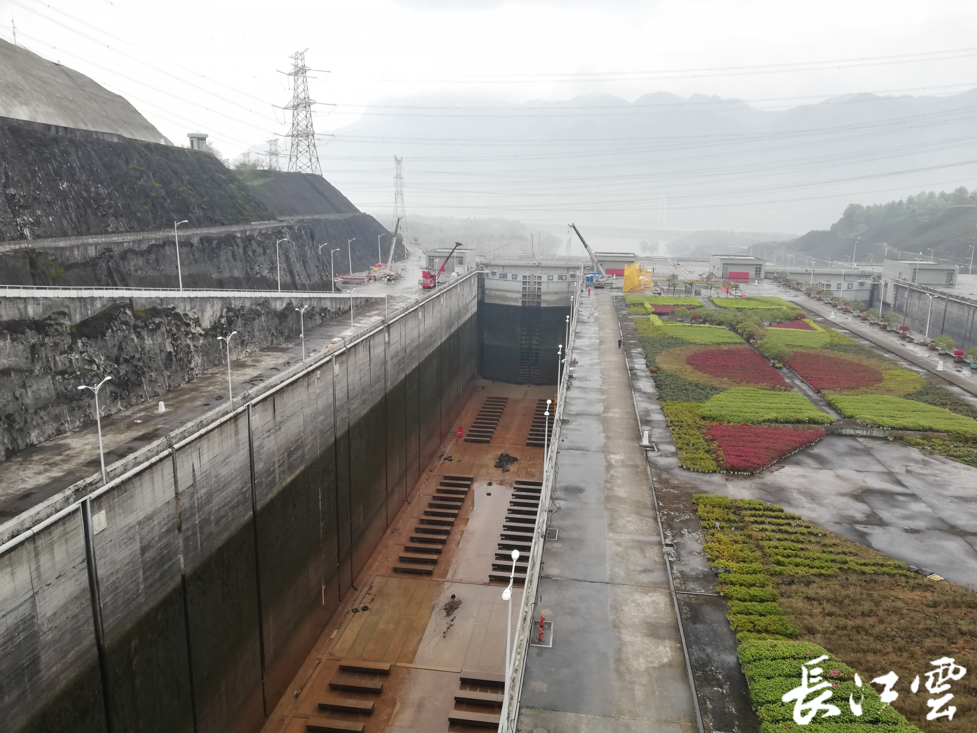 三峡北线船闸葛洲坝二号船闸今起停航检修