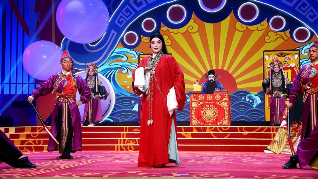 欢接下来登场的是"凌云志"战队他唱出了京剧高派的那种气势"不但戏稳