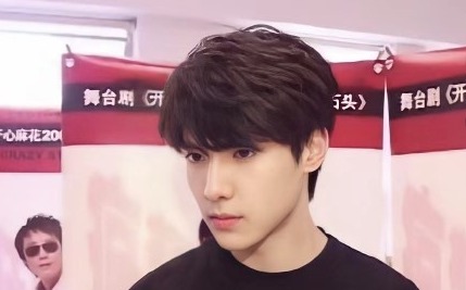 军艺校草沈腾合照