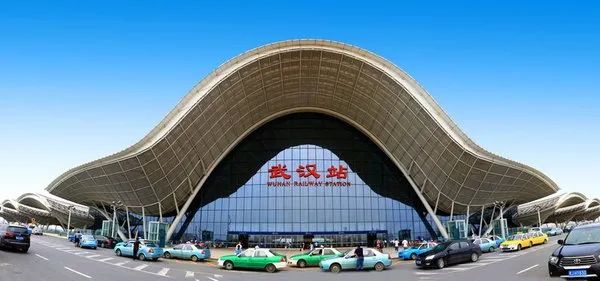 火车站谢幕退出历史舞台记者了解到,下一步,汉口滨江商务区管委会将