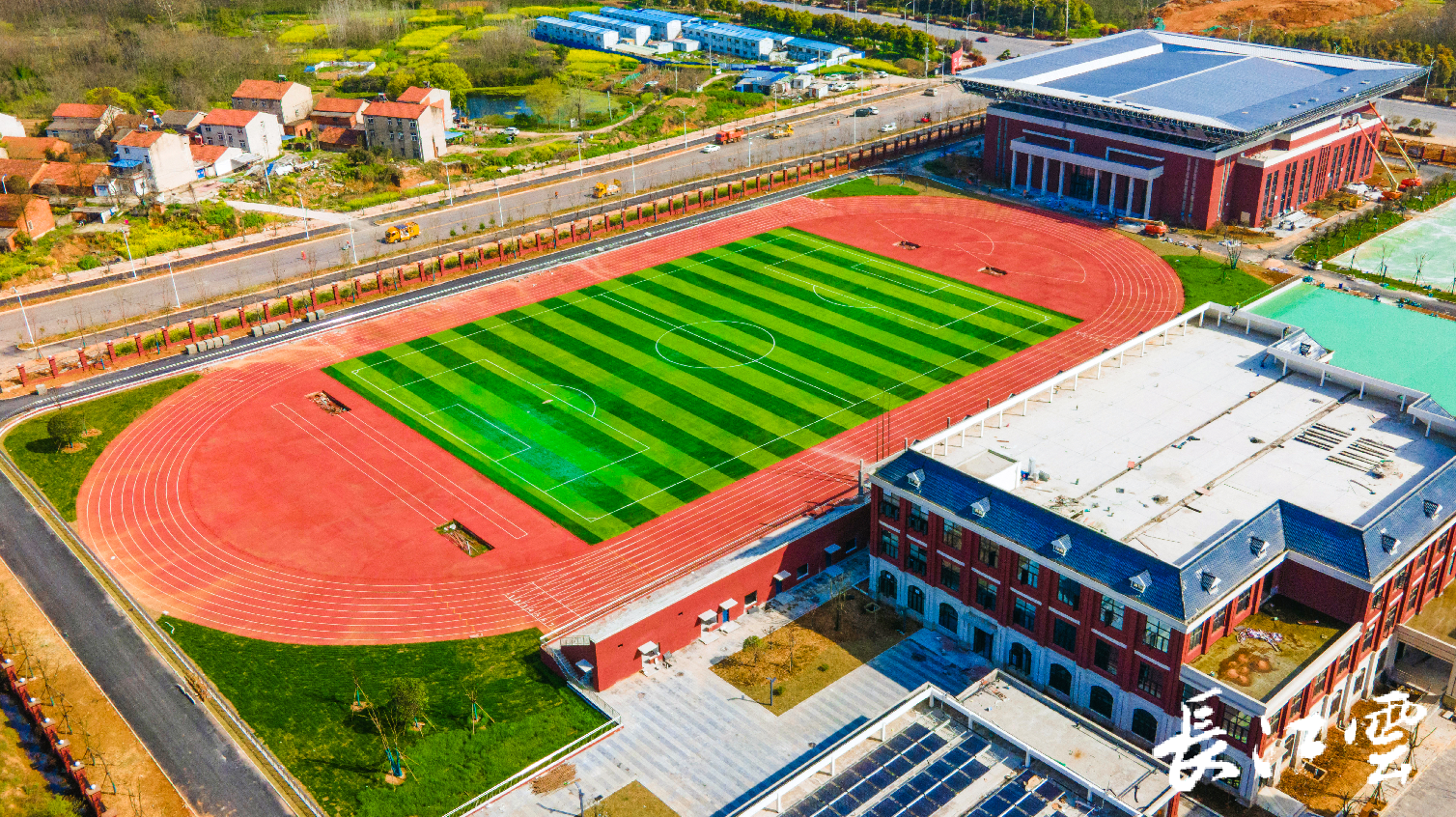 鄂州最美高中5月底交付携手知名教育集团联合办学