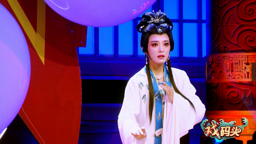 【戏码头】越剧两生花精彩各异 王派《慧梅》英姿飒爽 吕派《陈三两》