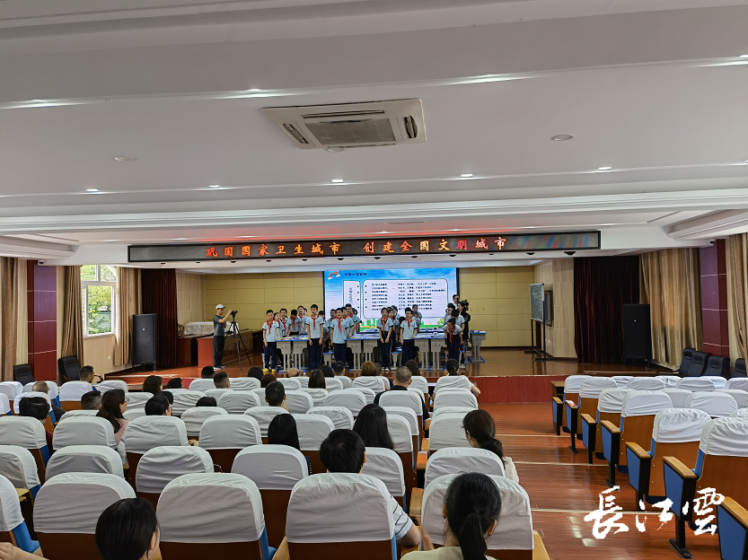 仙桃创城知识进课堂争做文明好学生
