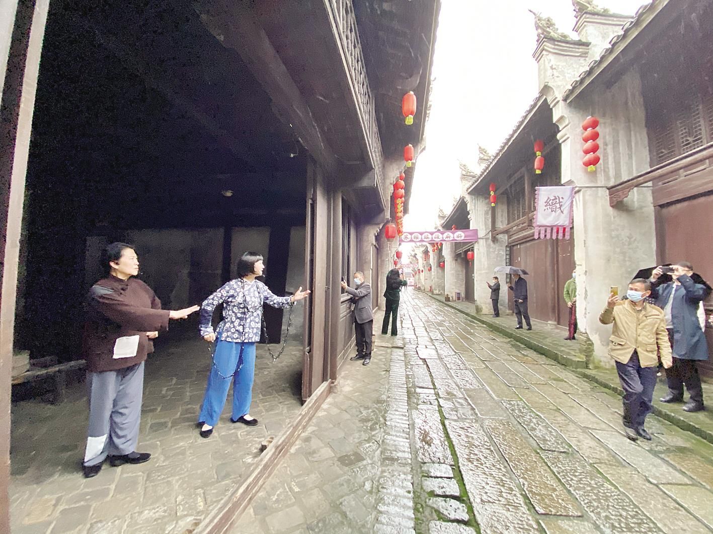 洪湖市瞿家湾有条红军街