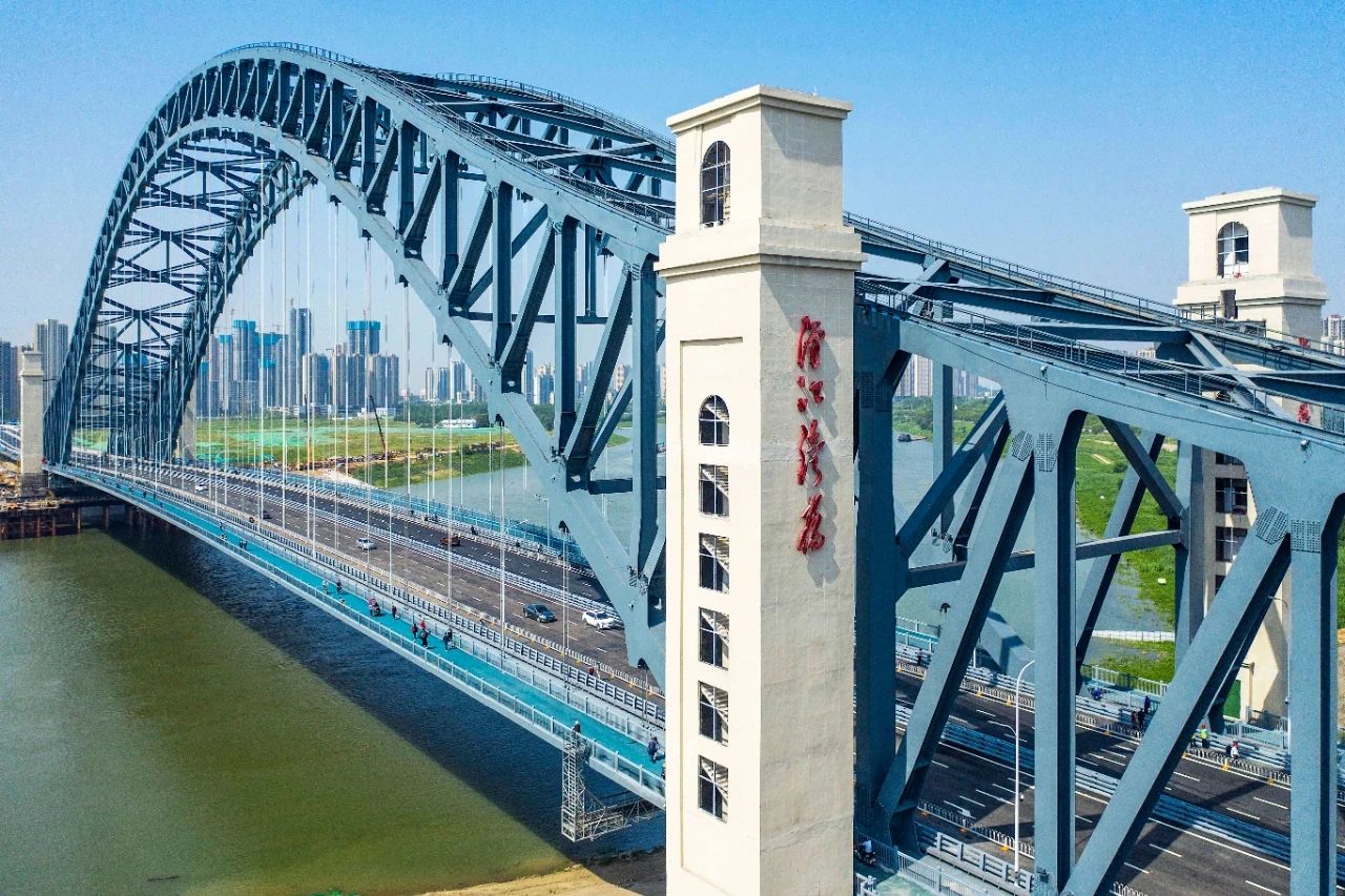 1046新闻晚高峰武汉市第七座跨汉江通道汉江湾桥通车