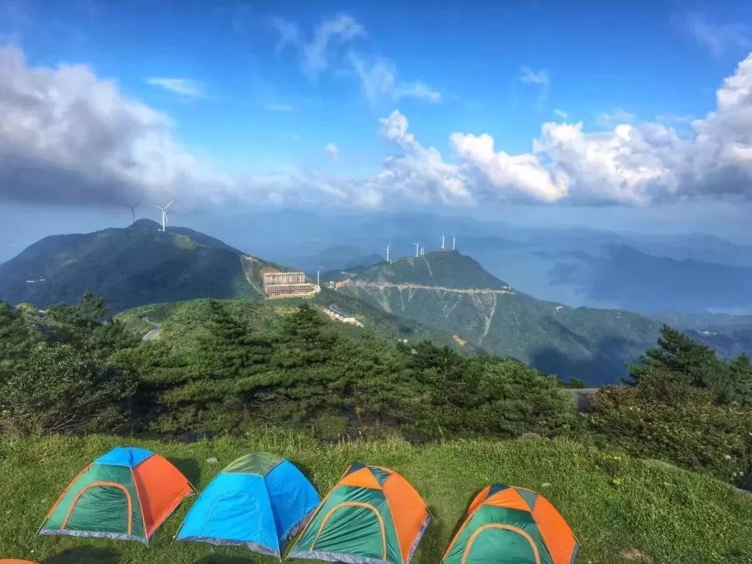 九宫山铜鼓包露营基地 图/九宫山九宫山铜鼓包露营基地在服务品质方面