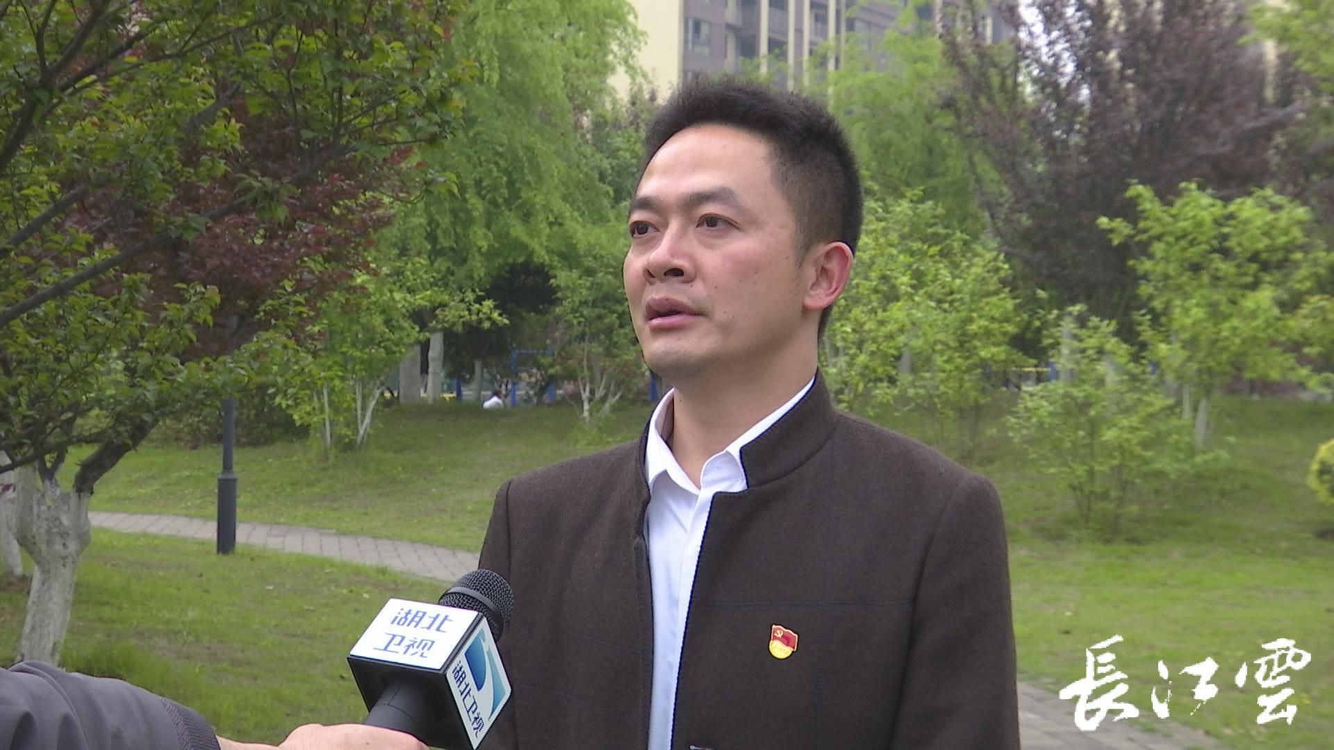 江陵县县委常委组织部长 王焱群江陵县县委常委组织部长王焱群:"2020