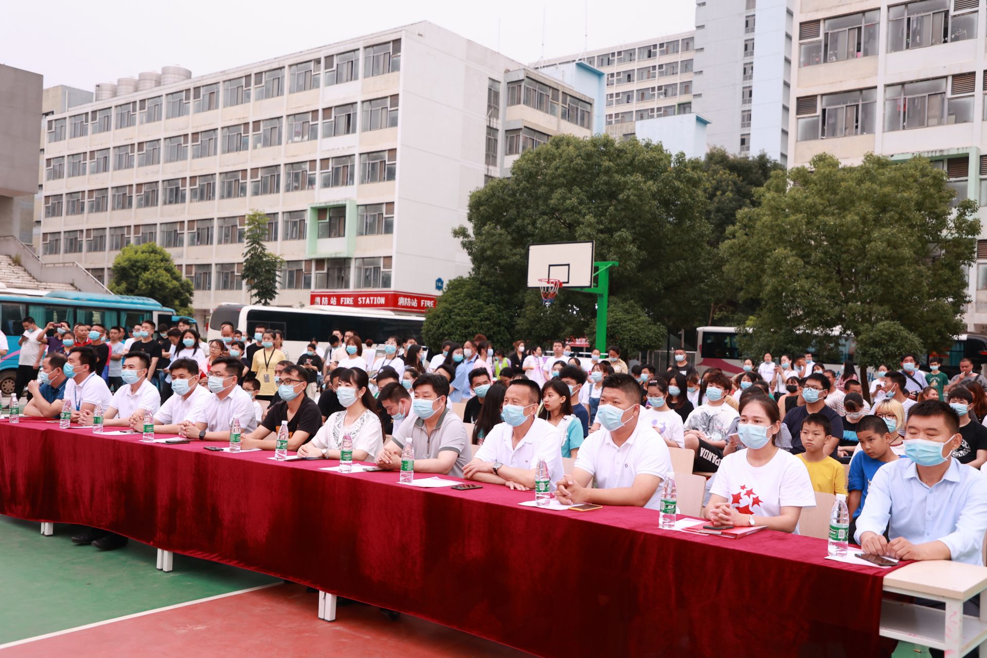 鳳凰社區舉辦獻禮建黨100週年文藝晚會