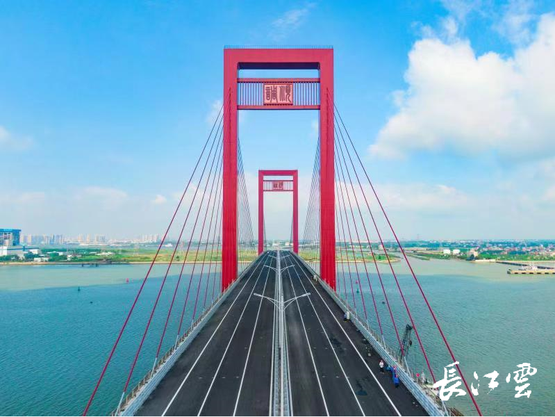 湛江红门调顺跨海大桥通车