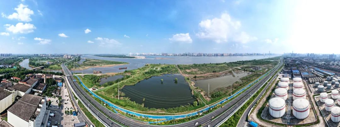 首次亮相武汉江北碧道全面完工沿江飘起蓝丝带