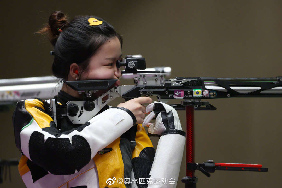 东京奥运会首位双金运动员杨倩尽己所能做好每一发