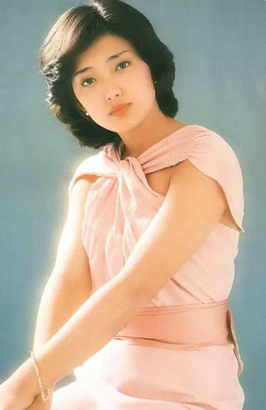 世界上最让人怀念的少女,隐退40年,只为一人?