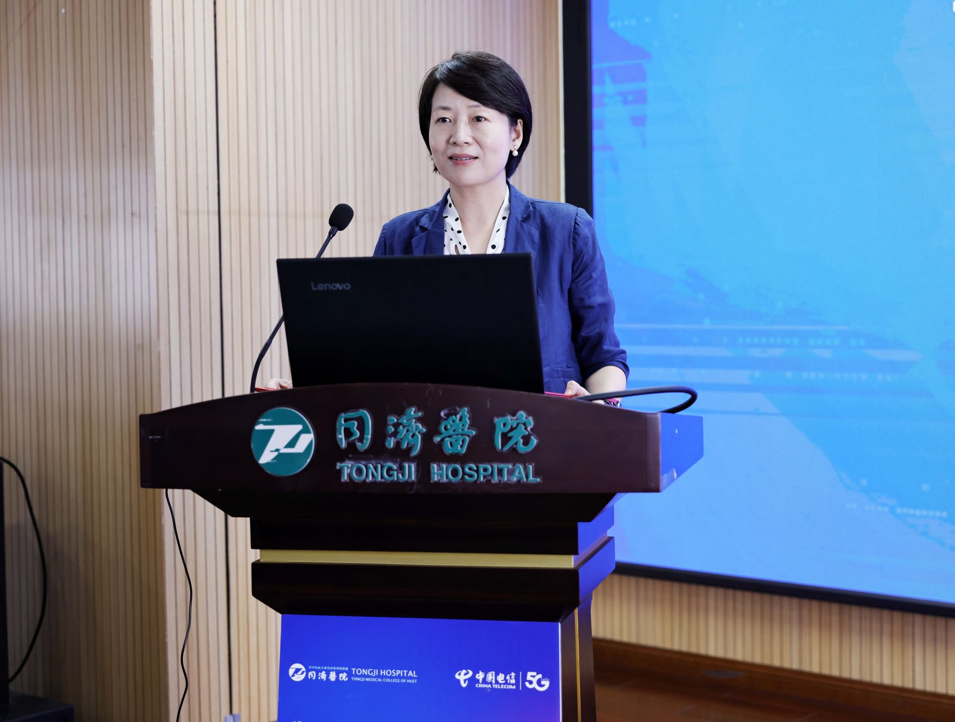 张敏出席启动会并讲话"同济医院率先将现有主数据全部上云!