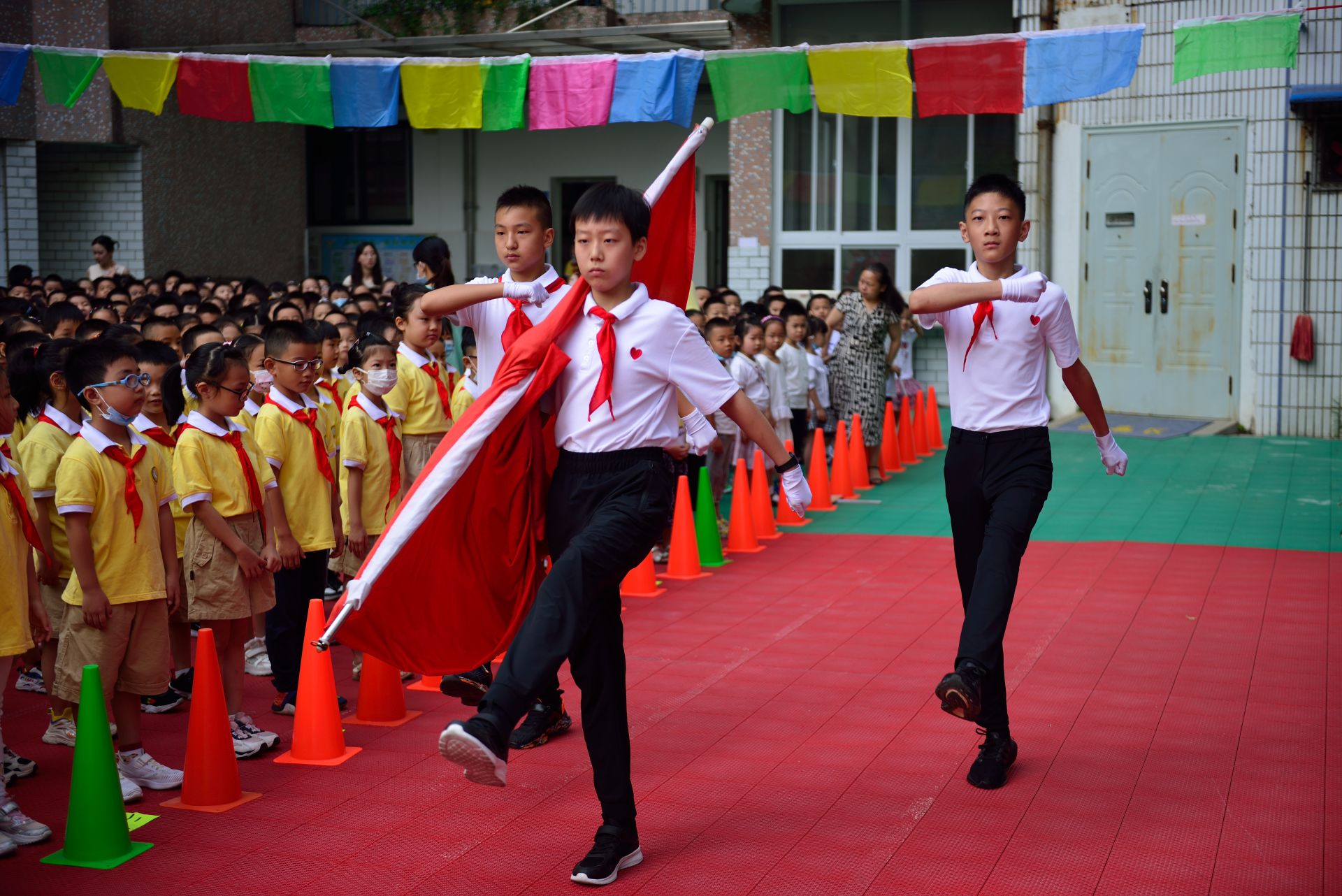 我们61启航61闪闪发光鄱阳街小学2021新学年开学第一课