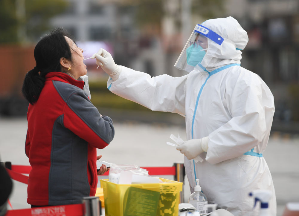 这些关于疫情的热点问题国务院联防联控机制回应了