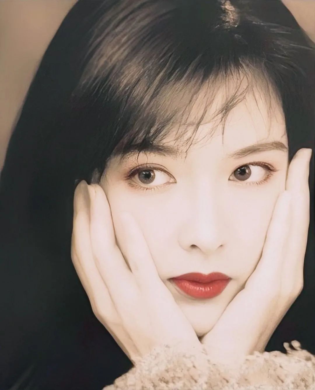 周慧敏最绝老照片这些你肯定没看过