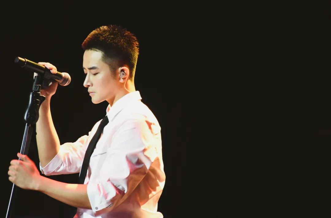 柳爽听歌的人和写歌的人都是自由的