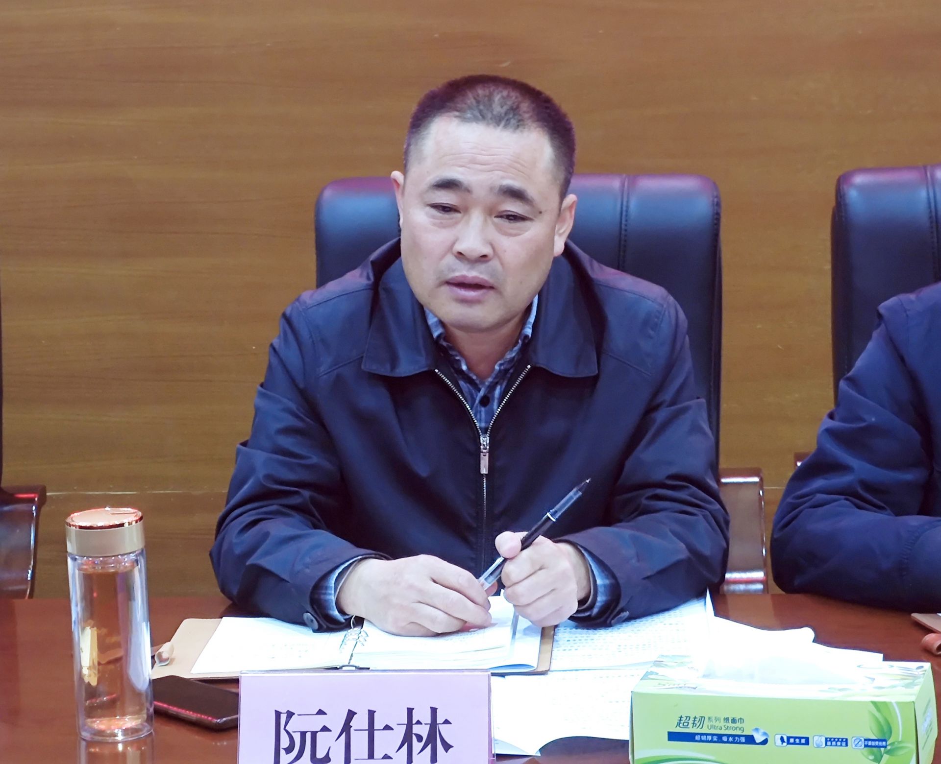 阮仕林肯定了通城县金融机构对县域经济发展作出的贡献并指出,金融是