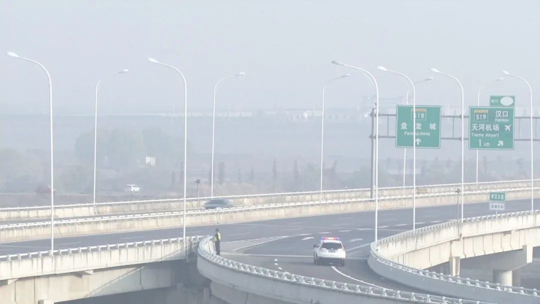 武汉府河大桥今日建成通车