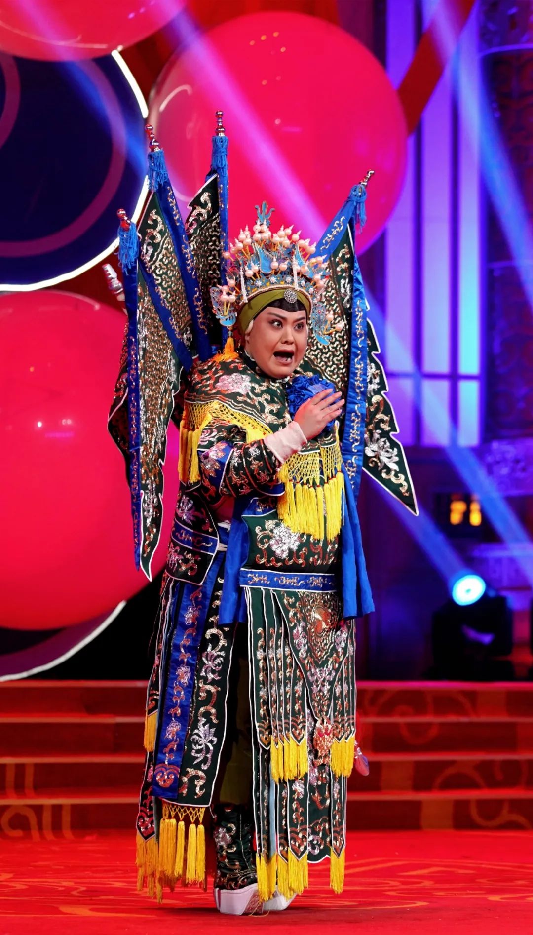 戏码头上党梆子对花枪老旦扎靠文武兼备杨宇萌小宇宙爆发赢得满堂喝彩