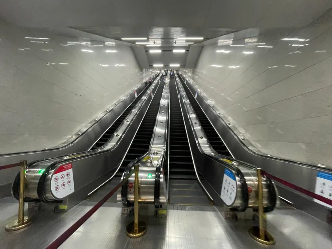 武汉地铁三大超长手扶电梯你坐过几个