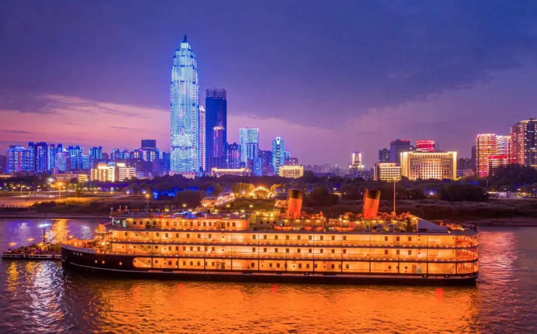 江风拂过美人面穿越老汉口船中客知音号2022再次启航