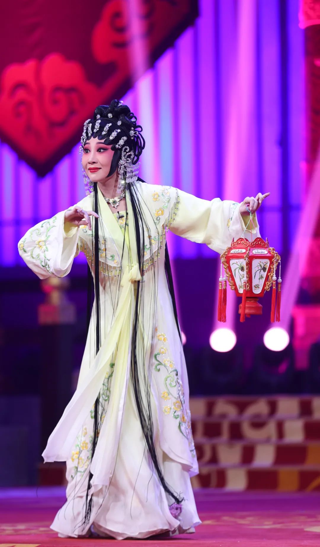 戏码头粤剧李嘉宜董生与李氏展程式之美京剧刘小源鱼肠剑现扎实唱功