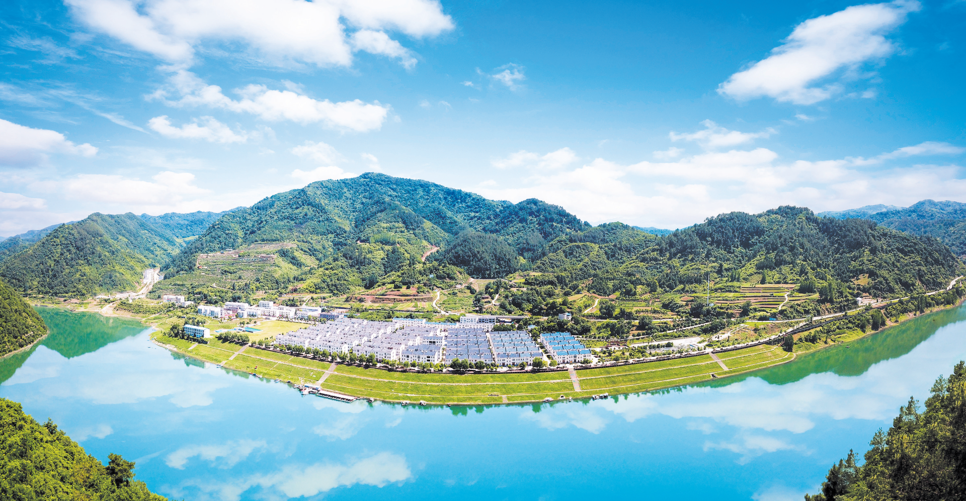 兴村富民绿色宝库张湾区林业发展侧记