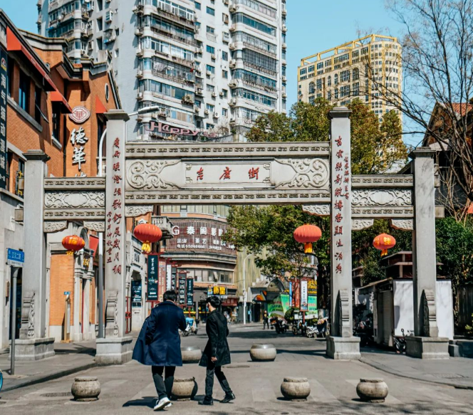 汉口烟火气聚集地——吉庆街_长江云 - 湖北网络广播电视台官方网站