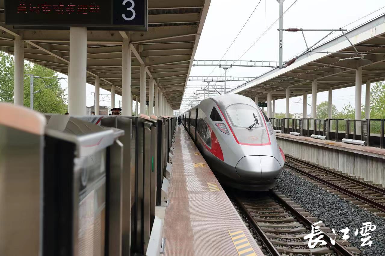 125公里的黄黄高铁为何备受关注这些原因您需要知道