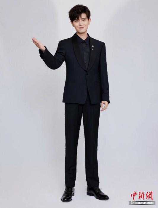 任嘉伦难忘运动员经历以体育精神拼搏娱乐圈