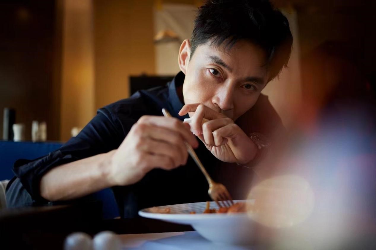 电视剧林深见鹿即将开播曹磊演绎中年苦辣酸甜