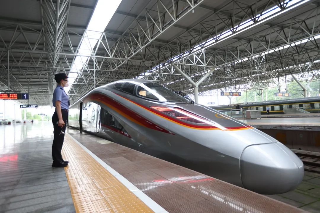 公里高标运营为契机,武汉局集团公司加开宜昌东至北京西g802/g801次