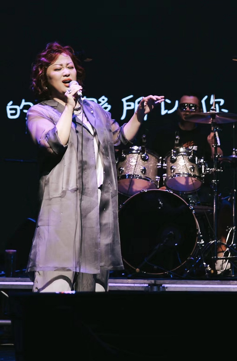 歌手费星武汉开唱从心出发精彩不断