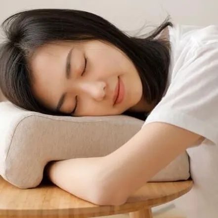 名中医的养生经睡好子午觉胜过吃补药