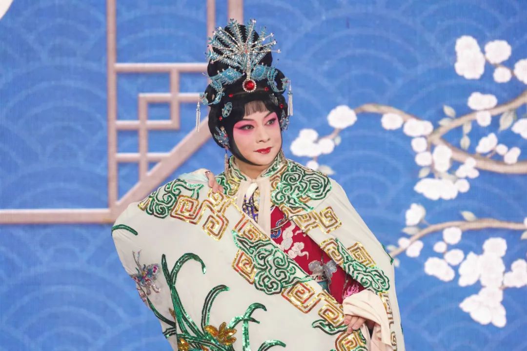 西施胡文阁尽显乾旦之美霸王别姬褚沣怡剑舞灵动蹁跹这就是梅派之美