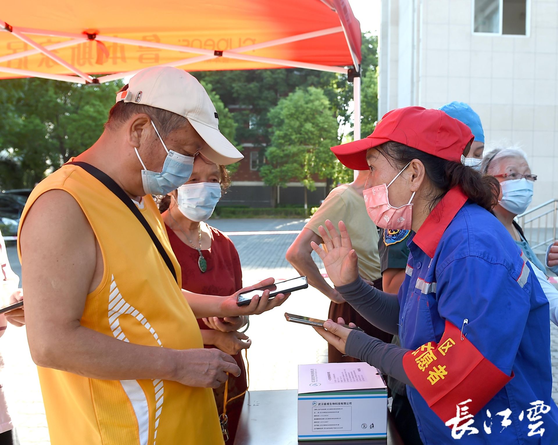 江汉油田筑牢疫情防控硬核防线